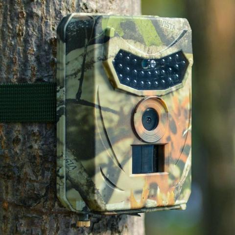 Compact Wildlife Camera 12MP HD with Night Vision - Luxicro