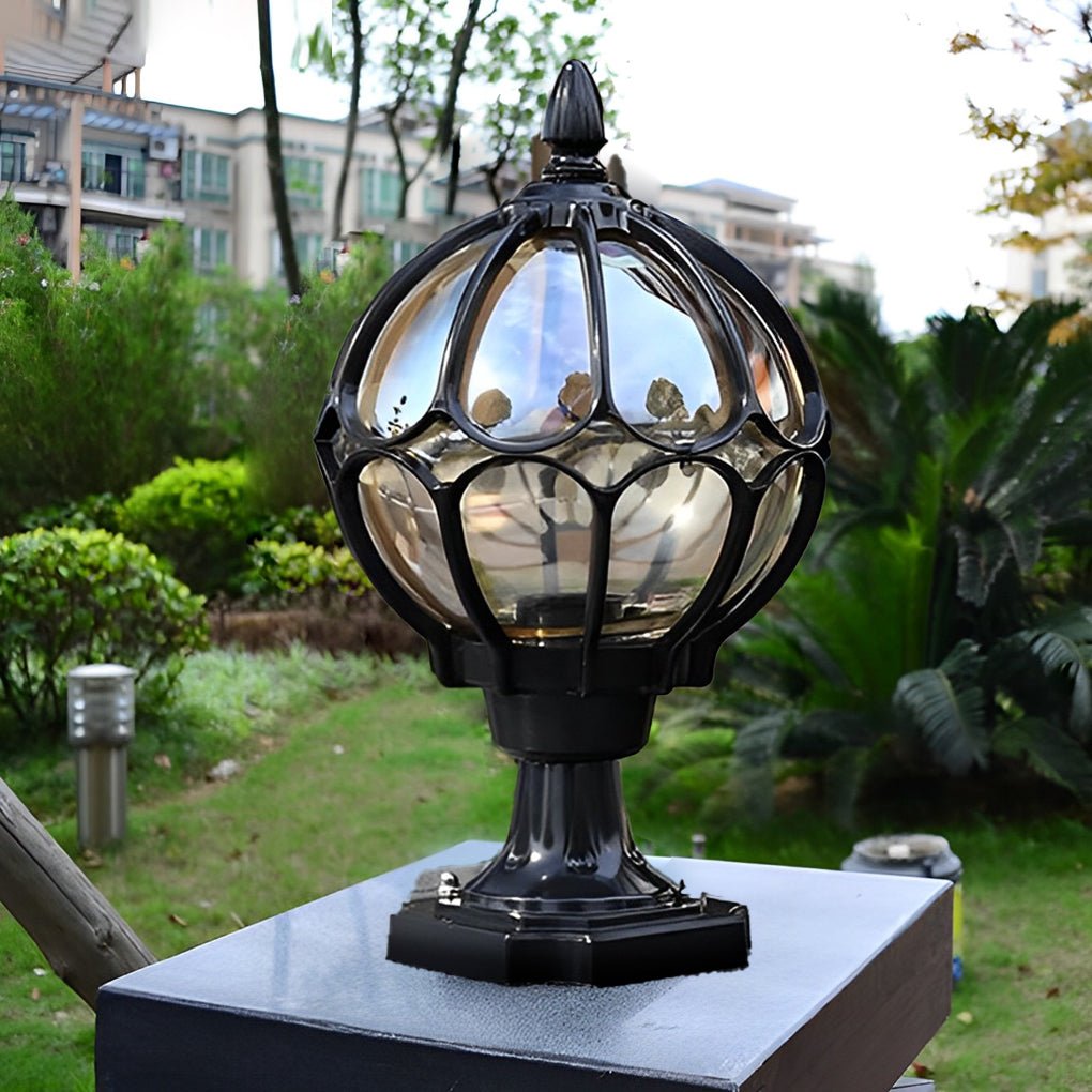 Classic Patio Lamp with Clear Shade