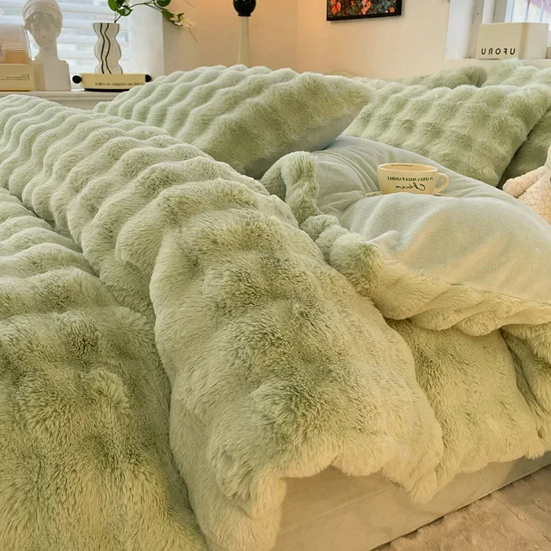 Soft Warm Fleece Bedding Comforter Set
