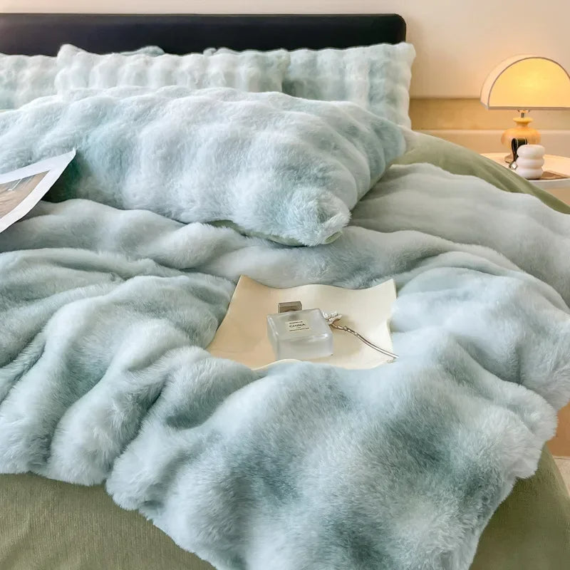 Soft Warm Fleece Bedding Comforter Set