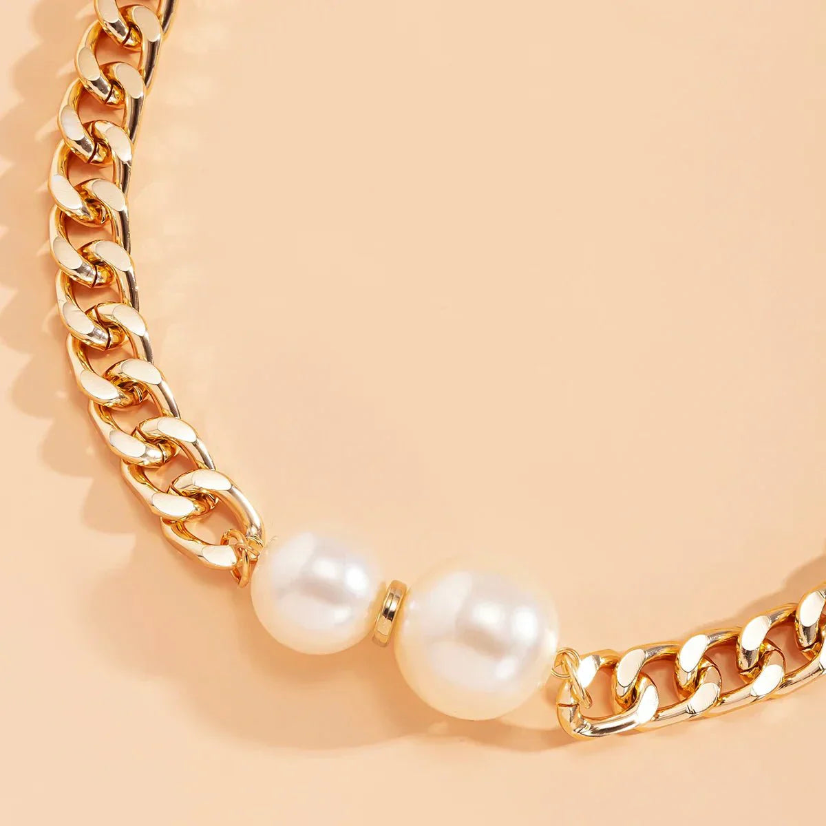 Affordable Faux Pearl Pendant Chain Necklace