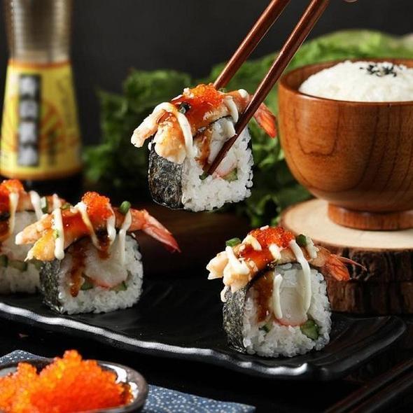 Easy Sushi Maker Roll Kit