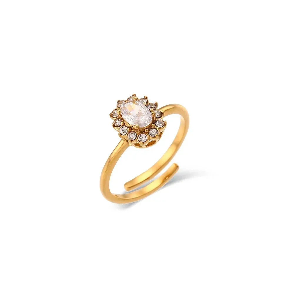 Luxurious Solitaire Diamond Engagement Rings
