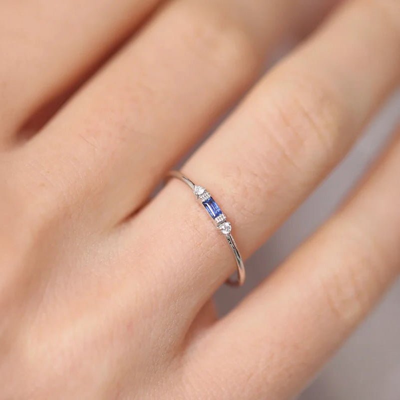 Elegant Single Stone Engagement Ring