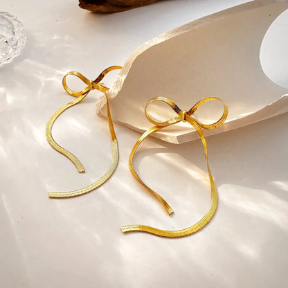 Dainty Pearl Drop Style Earrings