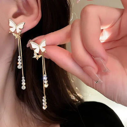 Dainty Wing Shaped Earrings - Luxicro