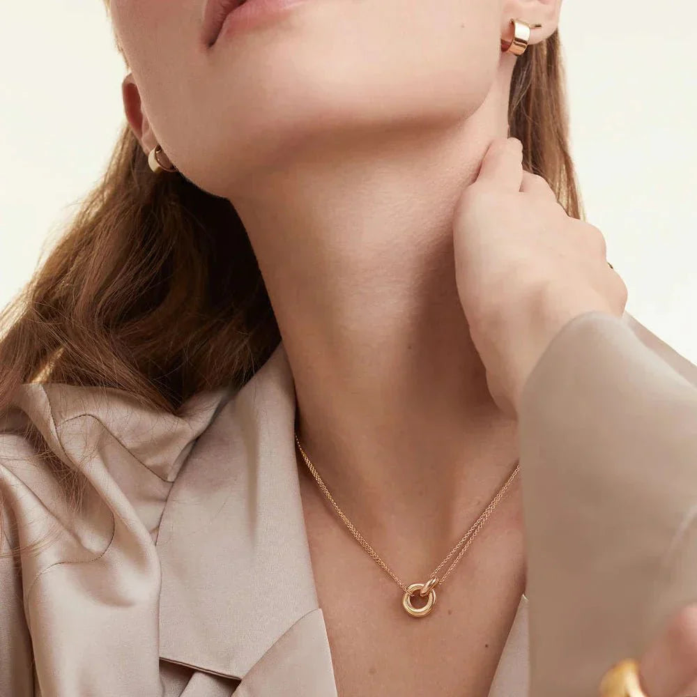 Dainty Heart Shaped Pendant Necklace