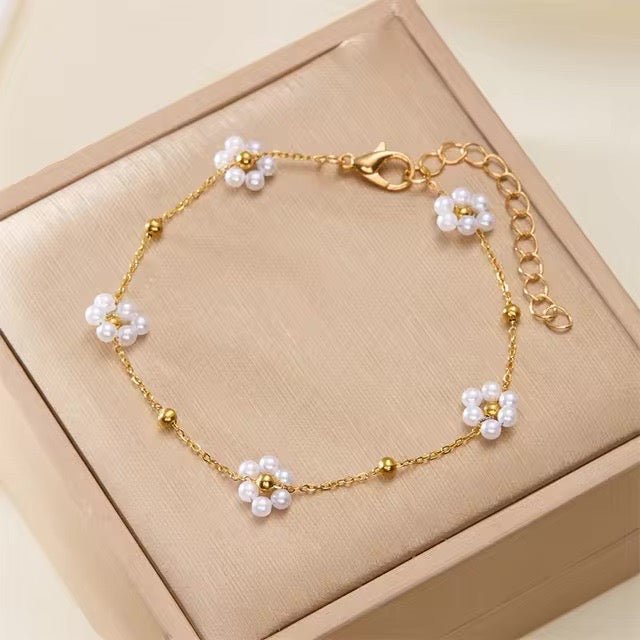 Dainty Floral Jewelry Set