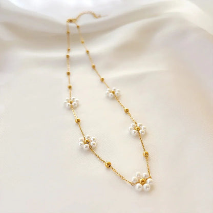 Dainty Floral Pendant Jewelry Set