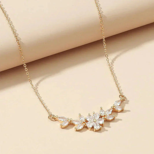 Dainty Floral Diamond Chain Necklace - Luxicro