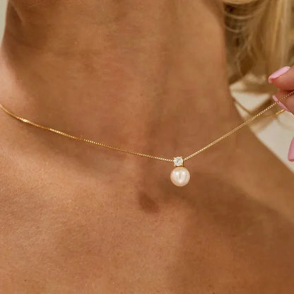 Elegant White Pearl Diamond Chain Necklace