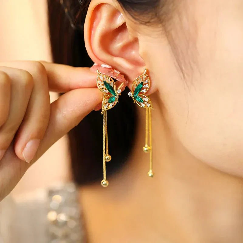 Dainty Emerald Teardrop Earrings - Luxicro