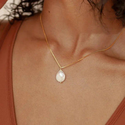 Dainty Freshwater Pearl Chain Necklace