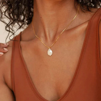 Dainty Freshwater Pearl Chain Necklace