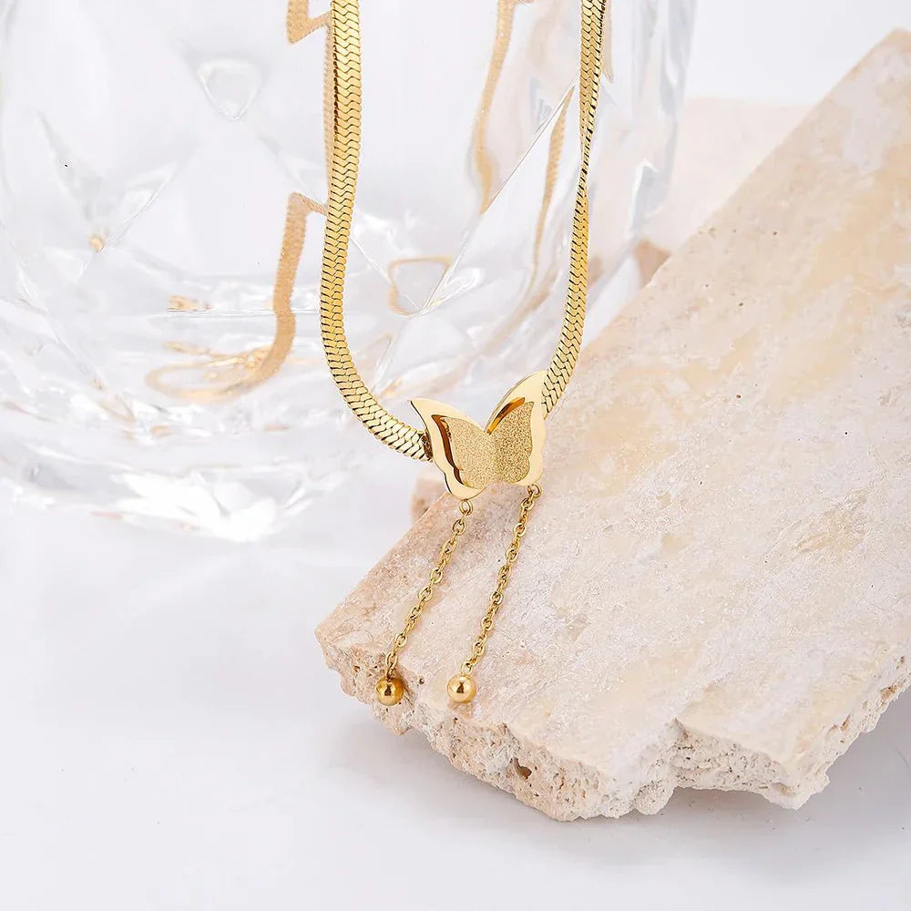 Dainty Link Butterfly Pendant Necklace
