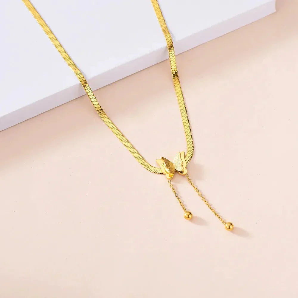 Dainty Link Butterfly Pendant Necklace