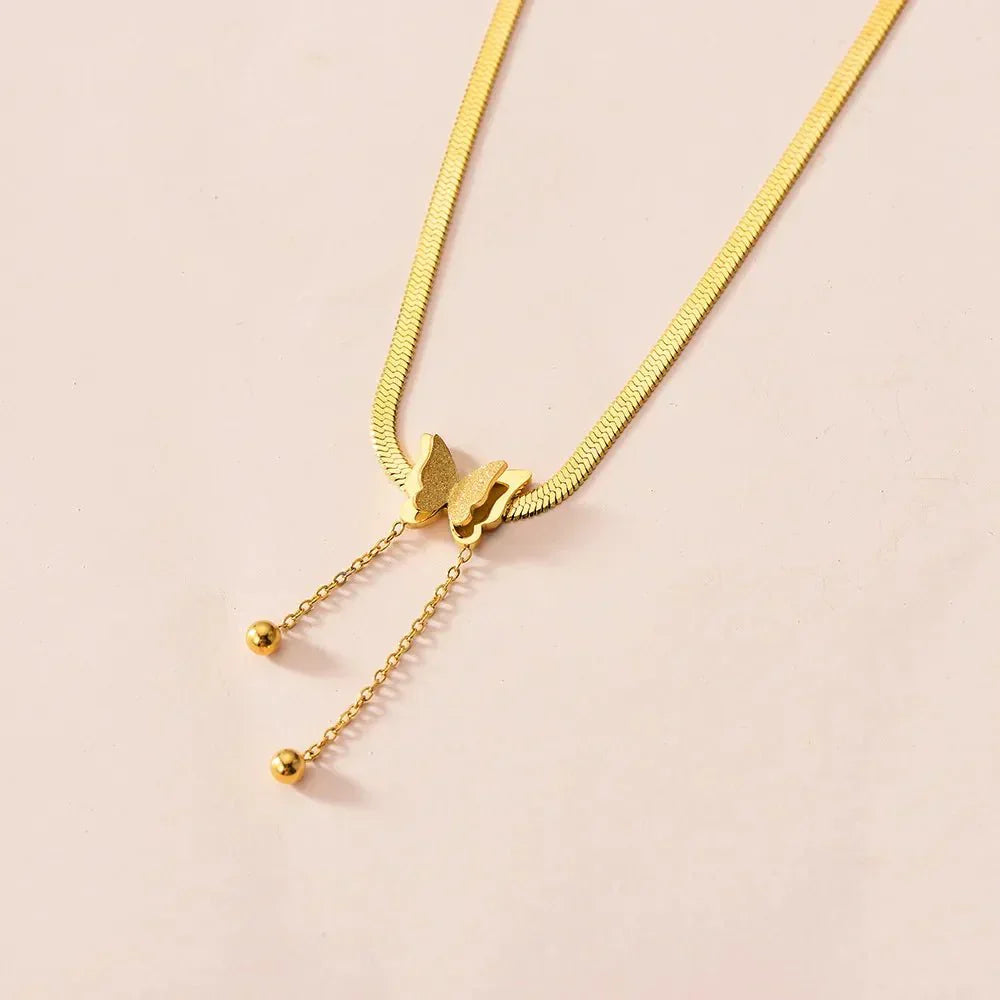 Dainty Link Butterfly Pendant Necklace