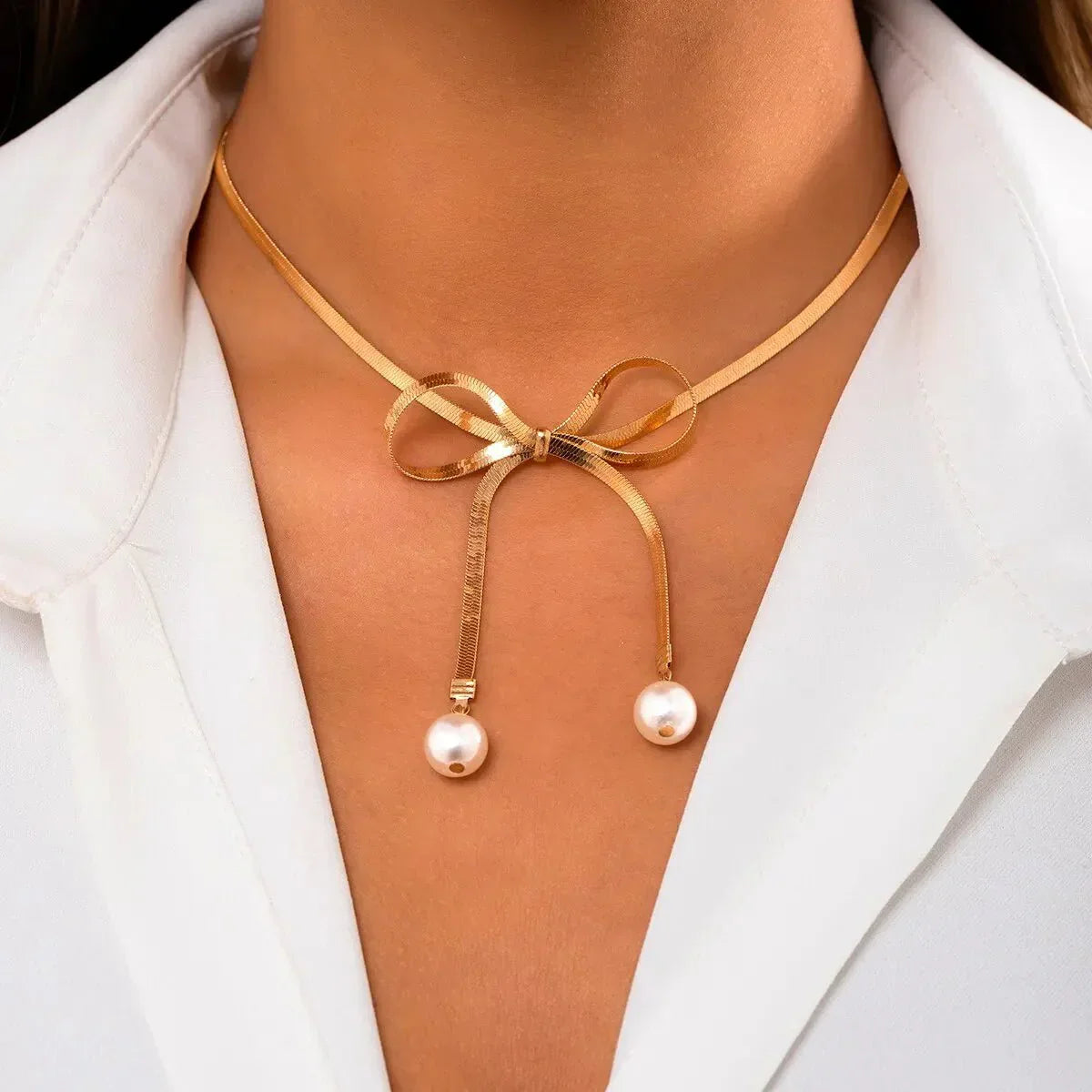 Dainty Pearl Drop Bow Necklace - Luxicro