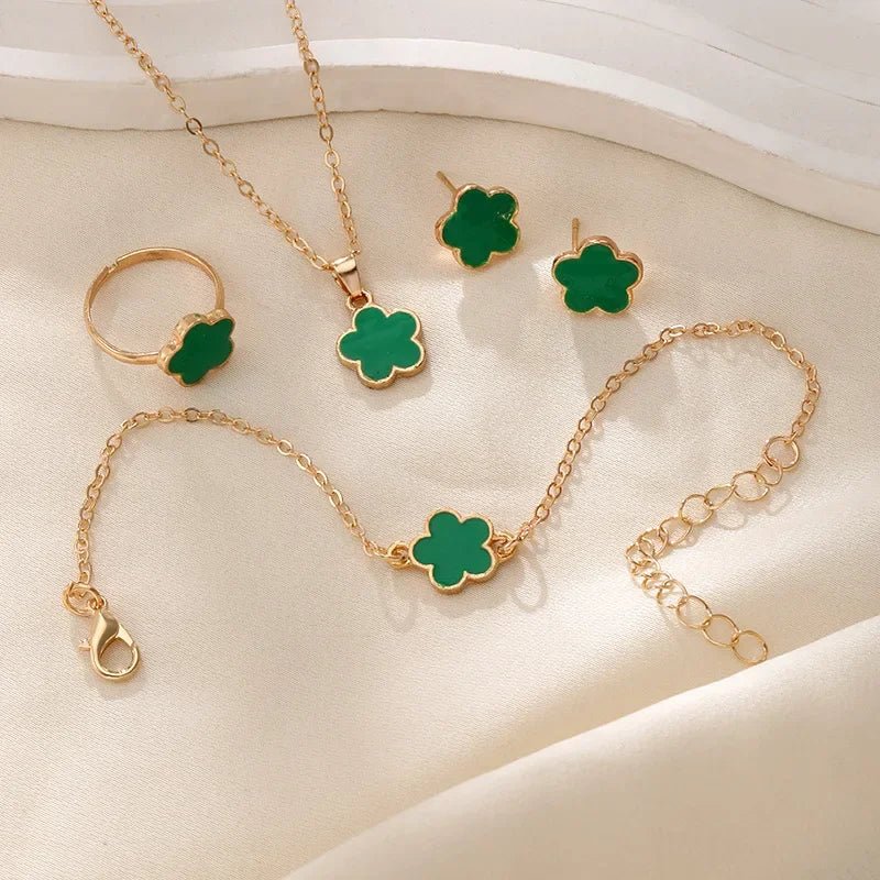 Dainty Floral Clover Necklace Set for Women