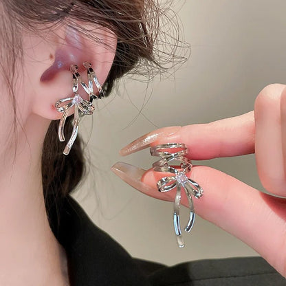 Dainty Bow Tie Earring Cuff - Luxicro
