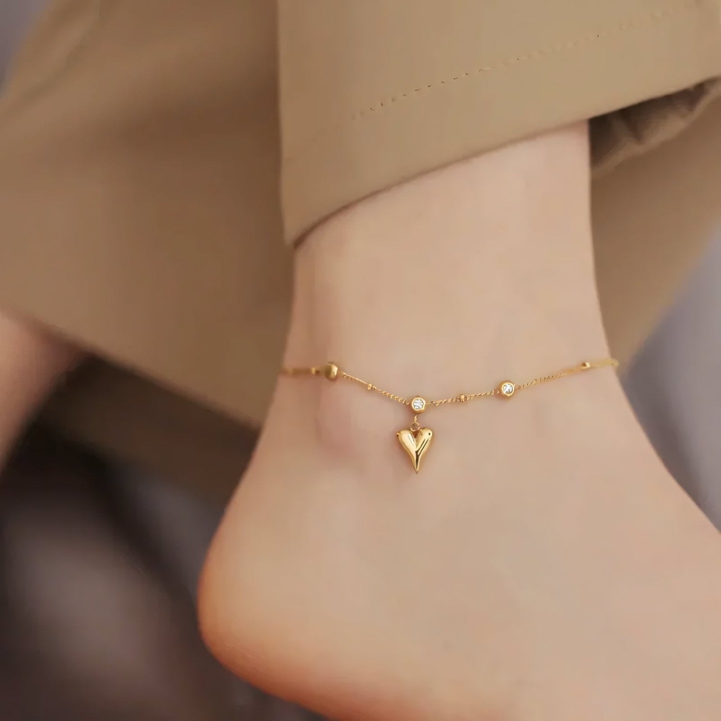 Dainty Heart Shining Silver Anklet