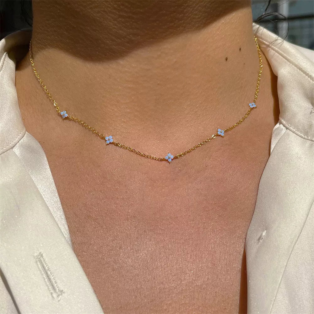 Dainty Tiny Flower Chain Necklace - Luxicro