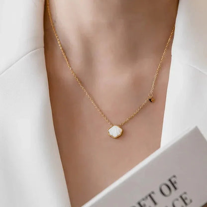 Stunning Coastal Shell Drop Necklace - Luxicro