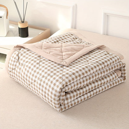 Cozy Checkered Blanket for Cold Nights