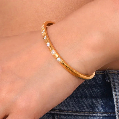 Elegant Gold Sparkle Bangle Bracelet