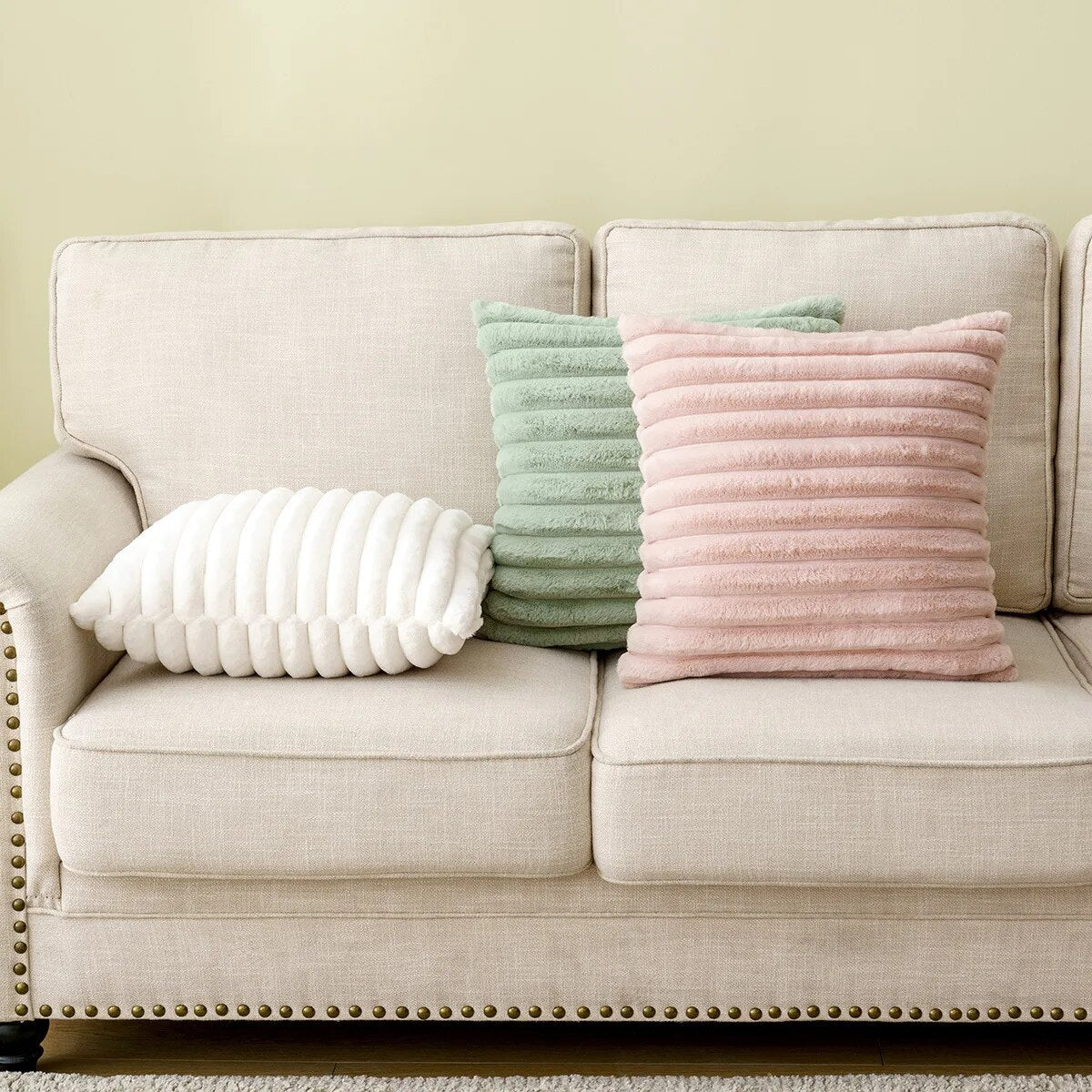 Cozy Comfortable Pillowcases and Pillows for Better Sleep