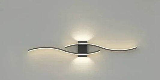Contemporary LED Wall Lamp, Soft Warm Lighting - Luxicro