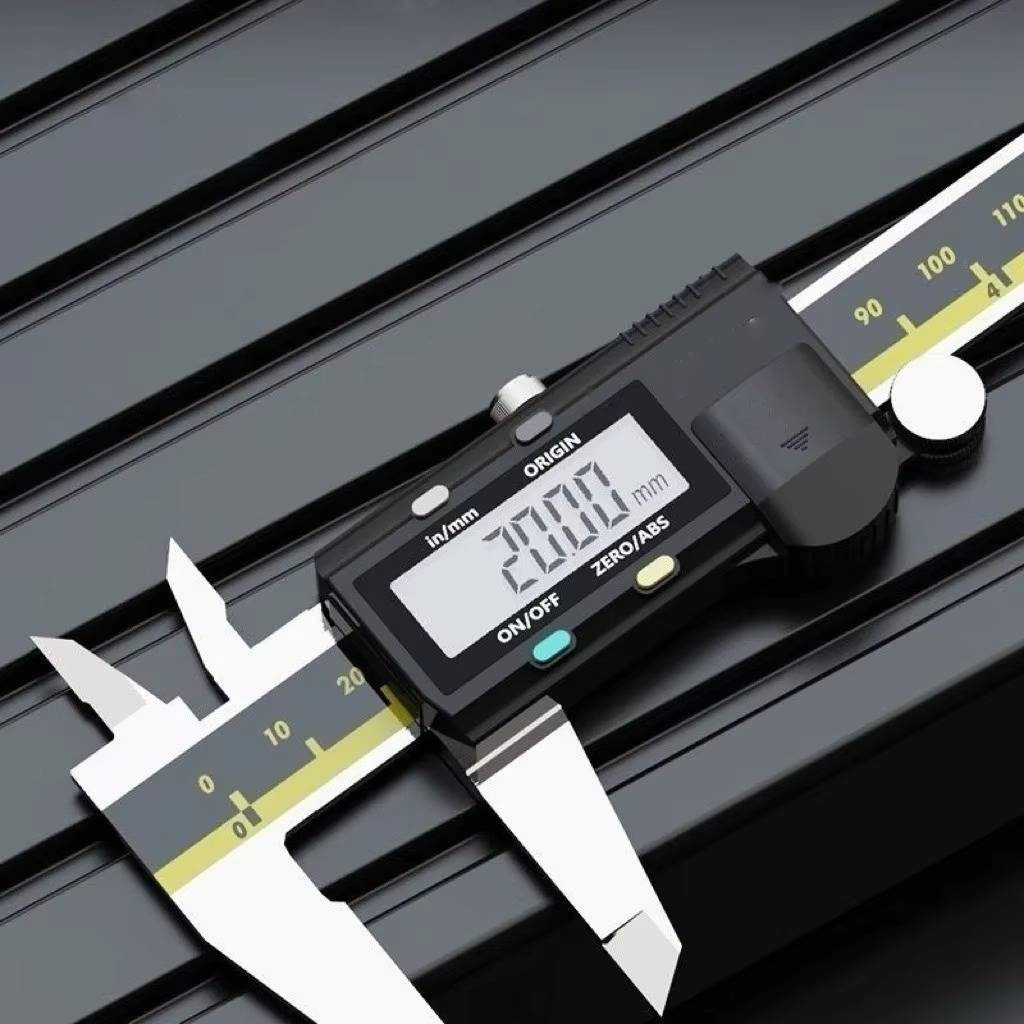 Precise Electronic Measuring Caliper - Luxicro