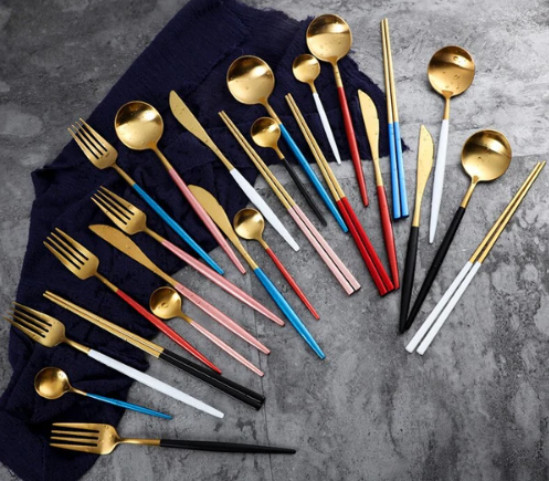 Elegant 24-Piece Silverware Cutlery Set