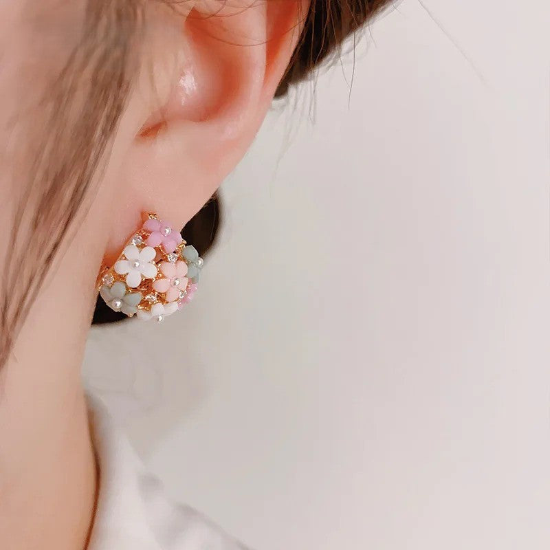 Beautiful Pearl Floral Drop Earrings