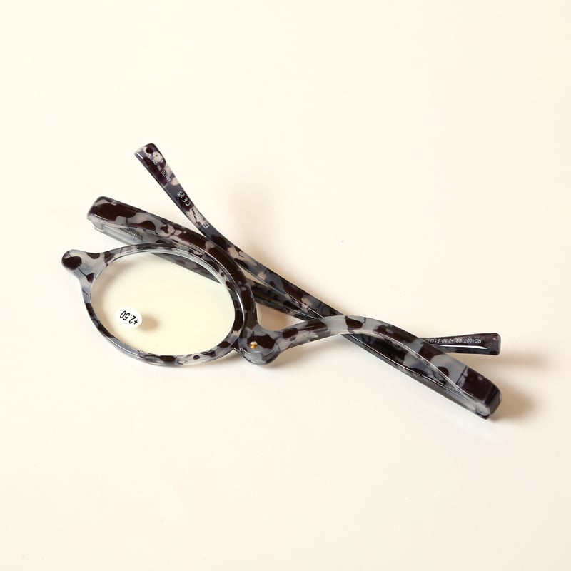 Precise Crystal Clear Makeup Mirror