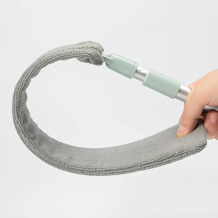 Long Reach Flexible Vacuum Cleaner