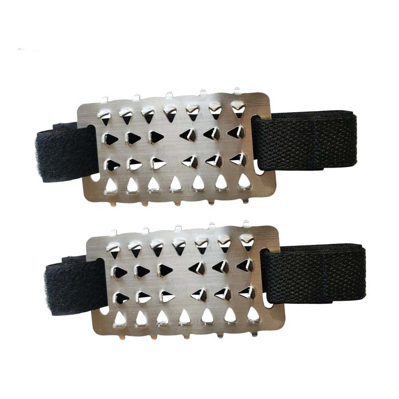 Aggressive Tread Hiking Boot for Ice and Snow