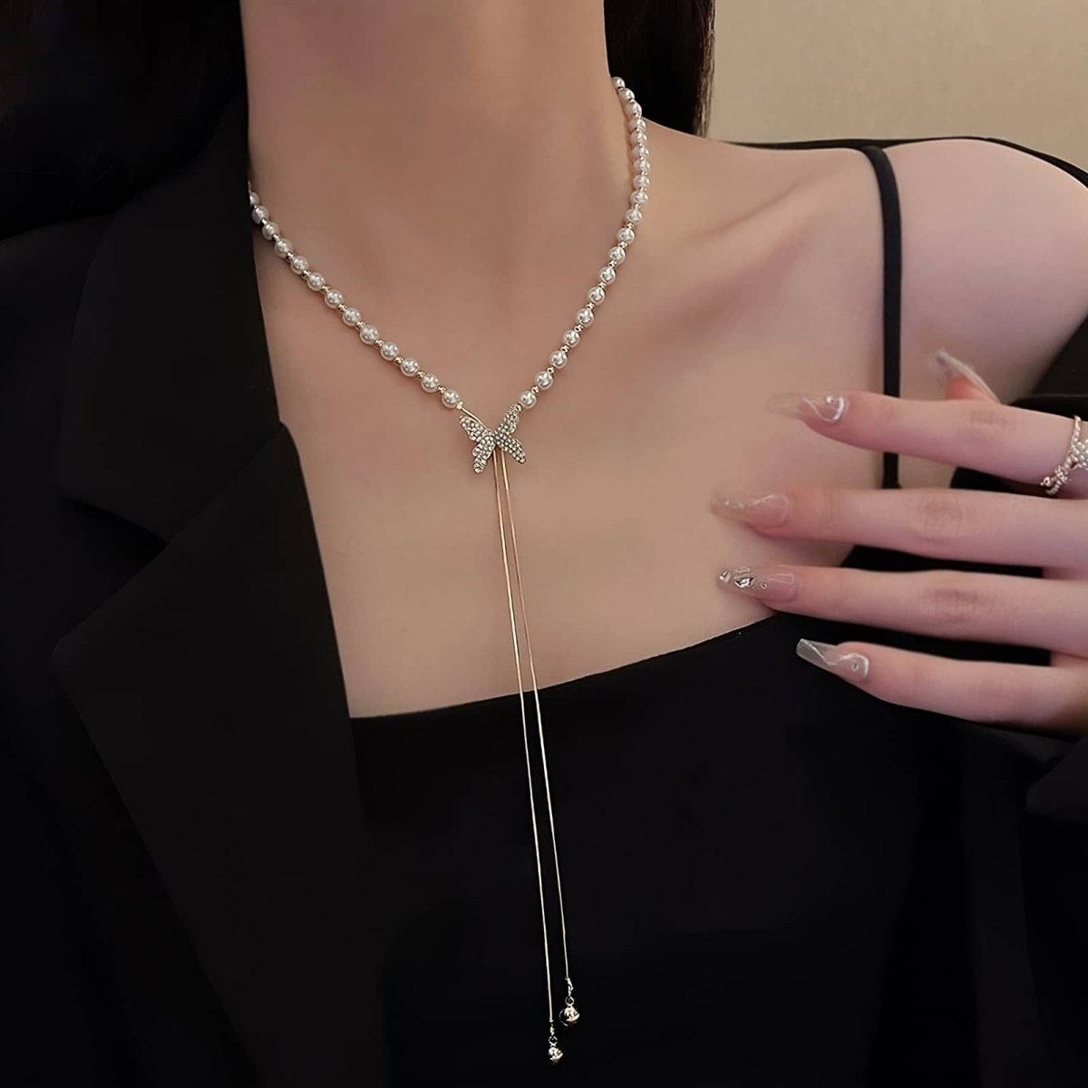 Elegant Customizable Bird Wing Necklace