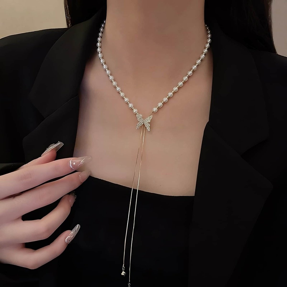 Elegant Customizable Bird Wing Necklace
