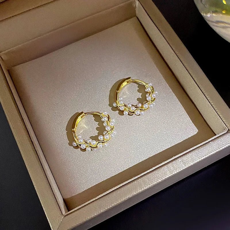 Elegant Sparkling Round Earrings
