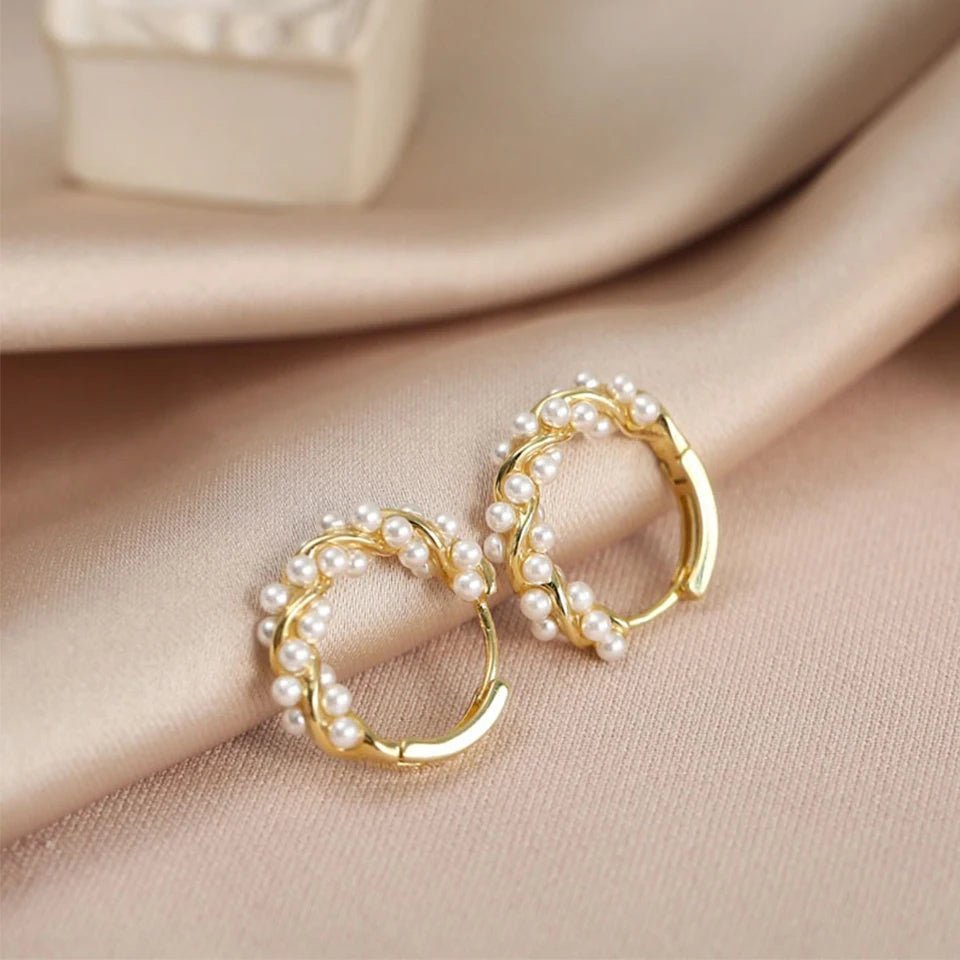 Elegant Sparkling Round Earrings