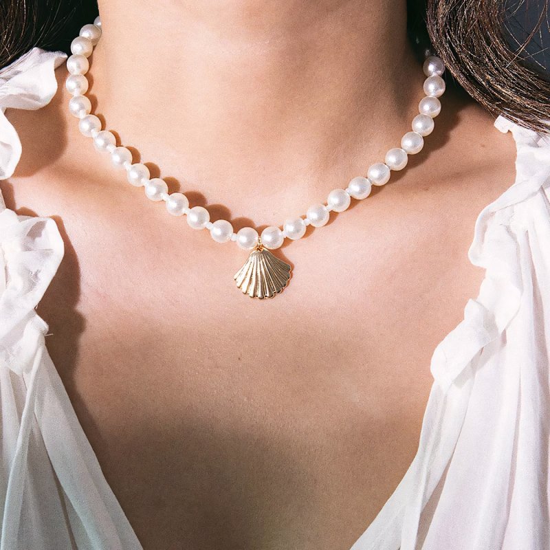 Exquisite Sea Pearl Drop Necklace - Luxicro