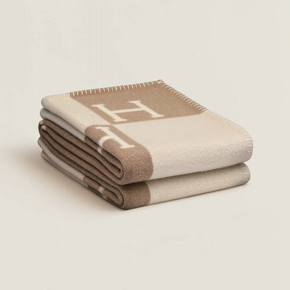 Cozy Warm Faux Fur Throw Blanket