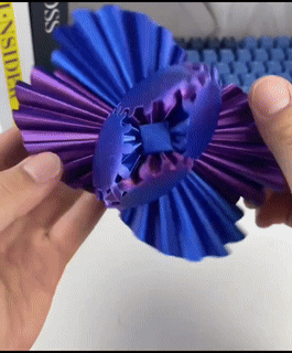 Cool 3D Fidget Ball Stress Toy - Luxicro