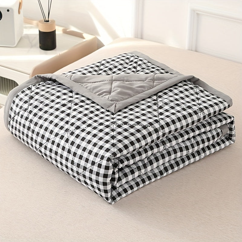 Soft Plaid Throw Blanket for Chill Nights