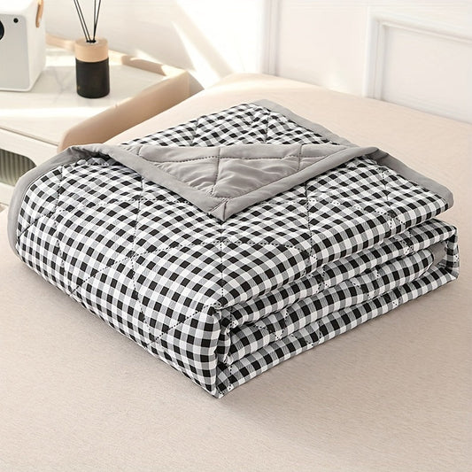 Cozy Checkered Blanket for Cold Nights - Luxicro