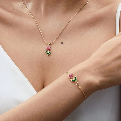 Beautiful Floral Tulip Pendant Set