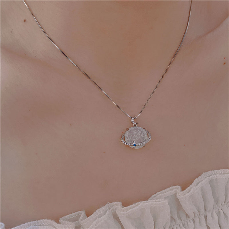 Beautiful Moonstone Crystal Pendant Necklace