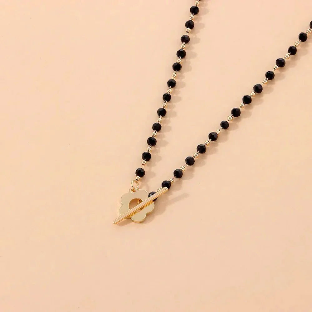 Delicate Floral Pendant Chain Necklace
