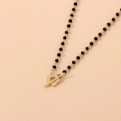 Delicate Floral Pendant Chain Necklace